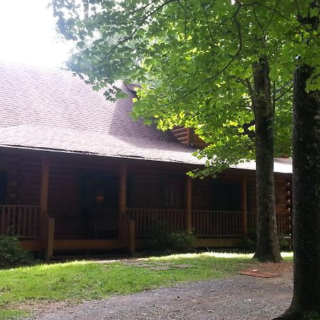 Fiddlers Roost B&B Cabins Galax Exterior photo