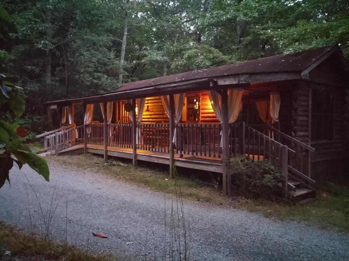 Fiddlers Roost B&B Cabins Galax Exterior photo